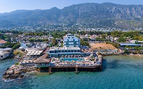 Manolya Hotel Kyrenia